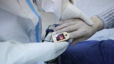 Коронавирусом в России заразились еще 12 742 человека