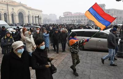 В Ереване продолжаются протесты