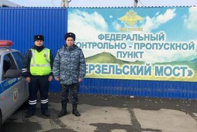 В Дагестане сотрудники Костромского сводного отряда полиции пассажиров и задержали виновника ДТП