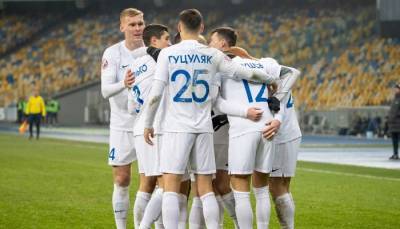 Десна — Динамо: где смотреть онлайн видеотрансляцию чемпионата Украины