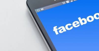Соцсеть Facebook удалила страницу вооруженных сил Мьянмы