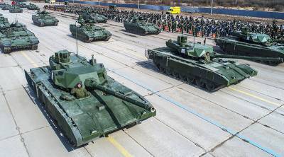 Озвучены сроки поставок танков "Армата" в войска