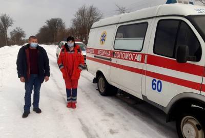 В Черкасской области пациент скорой помощи “без сознания” перегрыз капельницу