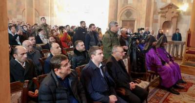 Жителям Карабаха помогут ездить в церкви и монастыри - Араик Арутюнян
