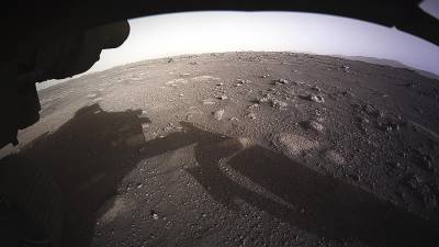 Побывавший на Луне астронавт поздравил NASA с посадкой марсохода