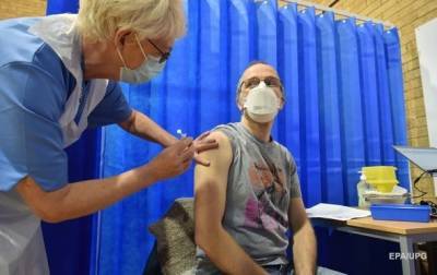 Британия намерена вакцинировать всех взрослых граждан до конца июля