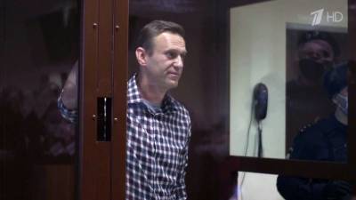 Хроники Навального: приговор по делу о клевете и решение по жалобе о замене условного срока реальным