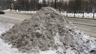 Украинец закопал себя в снегу в попытке скрыться от полиции