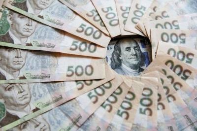НБУ отказался от валютных интервенций на межбанке впервые с начала месяца