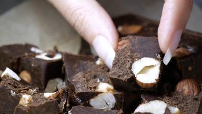 Наталья Нефедова - Диетолог назвал самую полезную начинку для шоколада - iz.ru - Канада