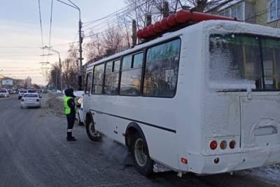 В Томске водитель без прав возил маршрутный автобус с пассажирами
