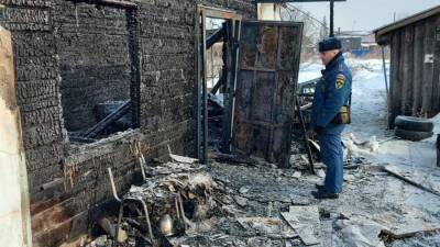 Ребенок погиб при пожаре в селе под Хабаровском
