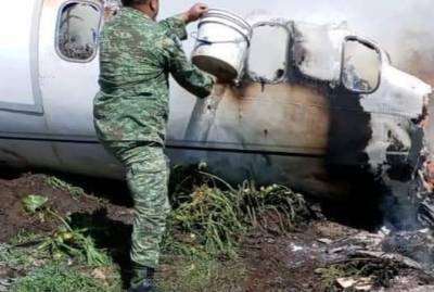 В Мексике разбился пассажирский самолет, погибли шестеро - kp.ua - Мексика - Тегеран