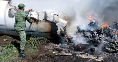 В Мексике в результате падения самолета ВВС погибли шесть военных