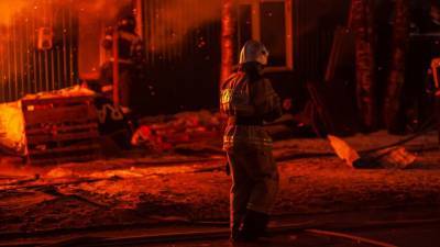 Один ребенок погиб и двое пострадали при пожаре в Хабаровском крае