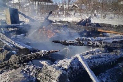 В Парфеньевском районе Костромской области при пожаре погиб мужчина
