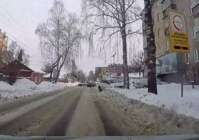 ДТП с участием машины такси в рязанской Горроще попало на видео