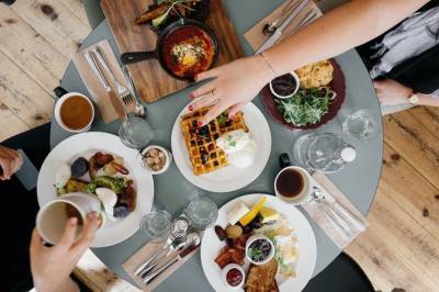 Каким должен быть завтрак: конкретные примеры от диетолога