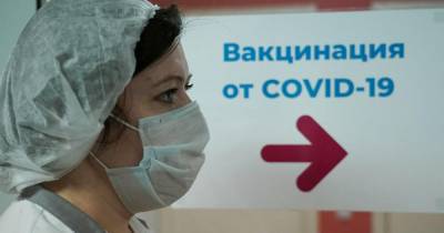 Перенесшим COVID россиянам назвали условие для вакцинации