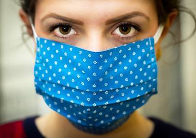 В Чехии тряпочные маски перестанут считаться эффективной защитой от коронавируса