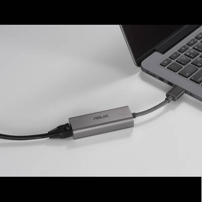 Asus представила адаптер USB-C2500, позволяющий расширить конфигурацию системы
