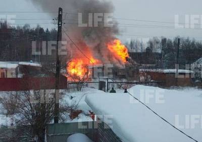 На пожаре в Московской области погибли двое взрослых и двое детей