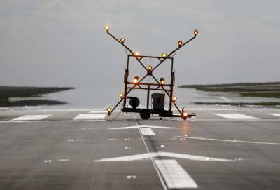 Зеленский анонсировал строительство аэропорта на Донбассе