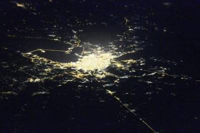 Российский космонавт сделал редкий снимок ночного Санкт-Петербурга