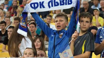 Клуб УПЛ "Львов" представил финальные варианты новой эмблемы