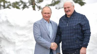 Путин пригласил Лукашенко на лыжную прогулку в Сочи