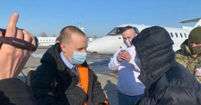 В Борисполе посадили самолет с топ-фигурантом дела ПриватБанка, который пытался бежать из страны