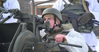 Пограничники провели в Сумской области учебные стрельбы и марш на бронетехнике (ФОТО, ВИДЕО)