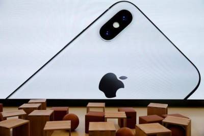 Apple стала первой в мире по числу проданных смартфонов
