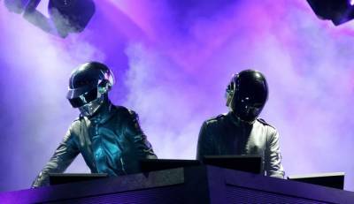 Участники Daft Punk объявили о распаде группы после 28 лет