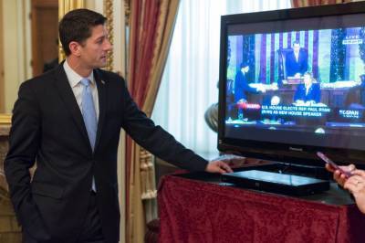 Интернет стал популярнее телевизора впервые в истории Украины