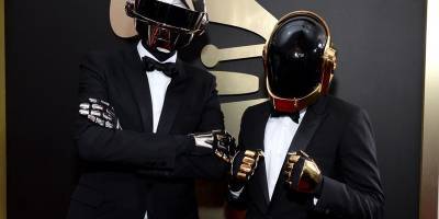 Дуэт Daft Punk выпустил клип Эпилог и распался, причина неизвестна, видео - ТЕЛЕГРАФ