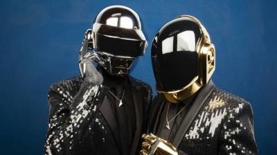 Легендарная группа Daft Punk распалась после 28 лет карьеры