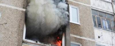 В Тюмени три человека погибли в горящем многоэтажном доме