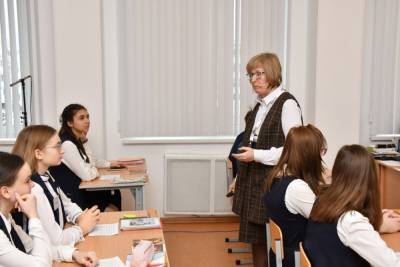 Топ-5 отраслей рынка труда – московские школьники изучают рейтинг профессий и планируют будущее – Учительская газета