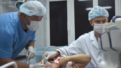 В Тюмени проводят малоинвазивные операции под местной анестезией