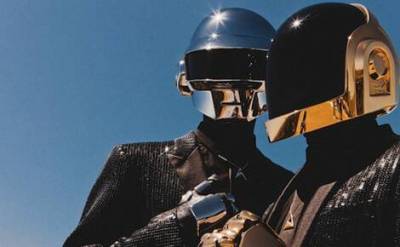 Французский музыкальный дуэт Daft Punk объявил о распаде