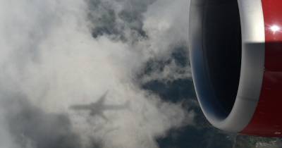 Boeing 757 совершил экстренную посадку в США из-за неполадок двигателя