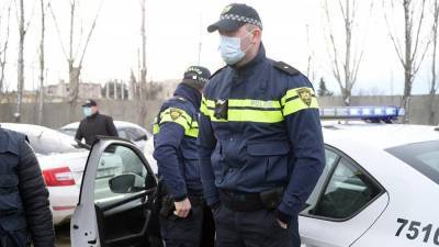 В Грузии полиция прибыла к офису оппозиционера Ники Мелии для его ареста