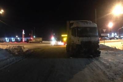 На светофоре в Тверской области столкнулись два автомобиля