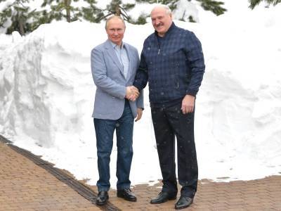 Лукашенко с сыром и первый фигурант "дорожного дела". Новости к утру 23 февраля