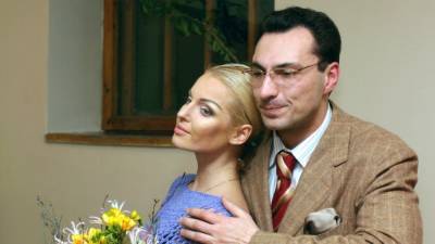 Экс-супруг Волочковой скрывал брак с телеведущей Еленой Николаевой