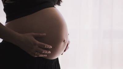 Ученые выяснили, что беременные могут передавать антитела от COVID-19 своим детям