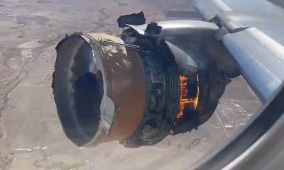 Полет «Боинга» с горящем двигателем попал на видео