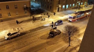 В Приморском районе Петербурга сбили пешехода