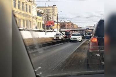 Рязанцы засняли непонятный грунт на Московском шоссе в Рязани